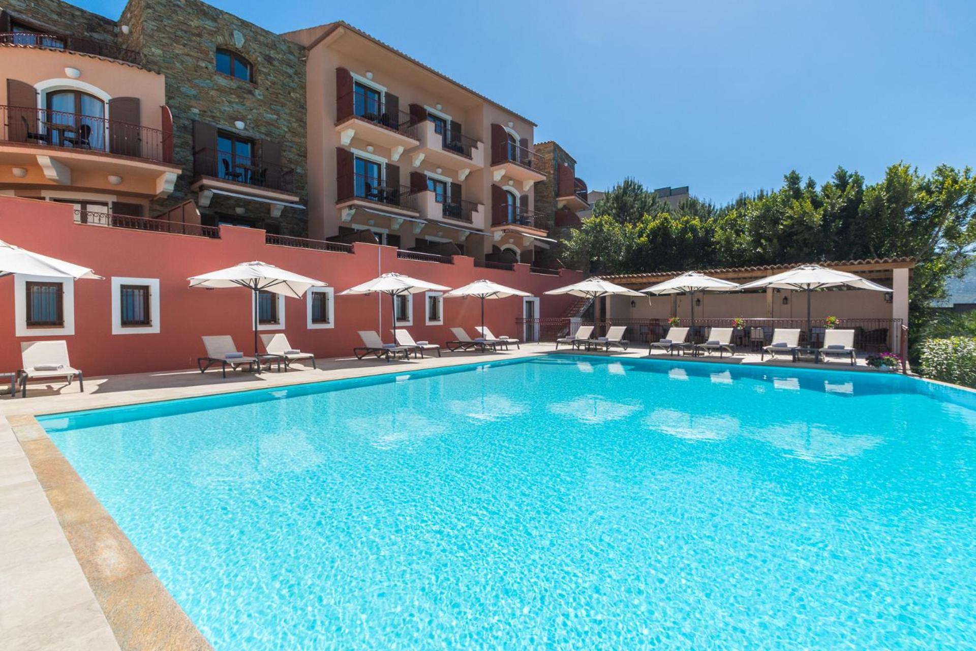 Hotel Demeure Loredana Сен-Флоран Екстериор снимка
