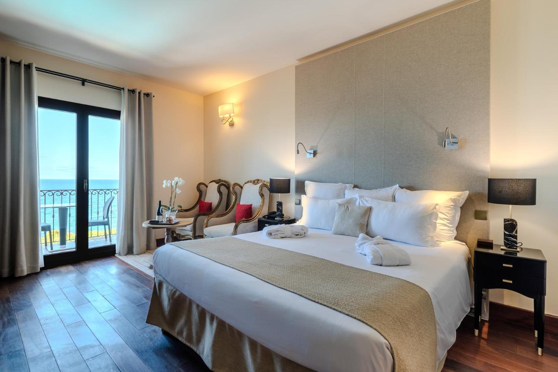 Hotel Demeure Loredana Сен-Флоран Екстериор снимка